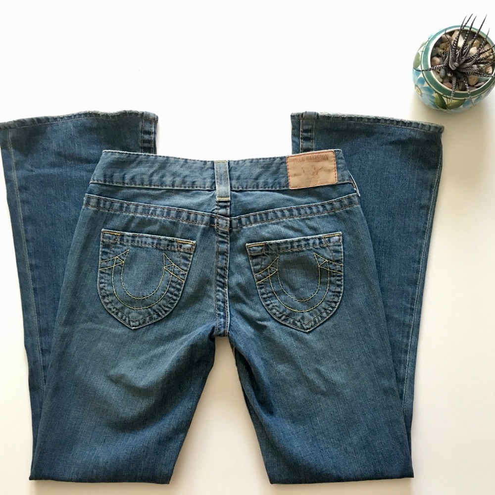 True Religion EUC Bobby Cut Boot Cut Leg No Flap Pocket